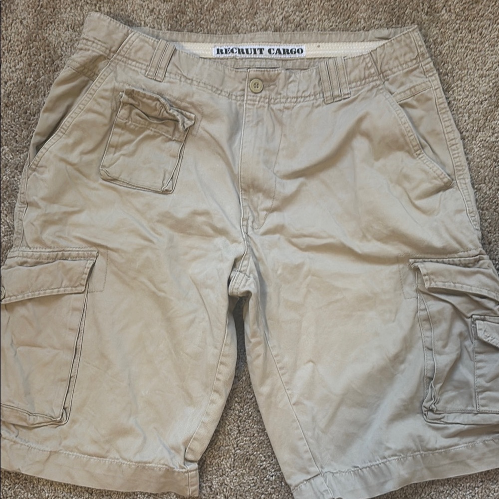 Men's Beige Recruit Cargo Shorts